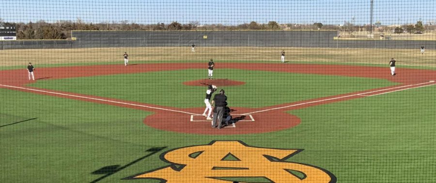 Baseball+warms+up+at+Sandie+Field